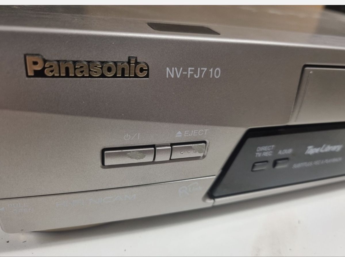 Panasonic Registratori: Panasonic NV FJ 710 Videorecorder mit FB – Usato da Trimbach venduto da SABO-61 4