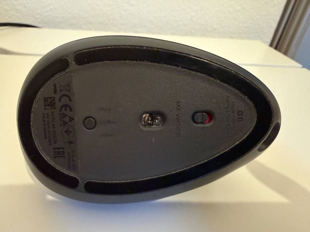 Maus: Mouse Logitech MX vertical – Gebraucht aus Genève von fan_b96x 2