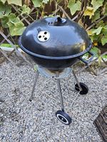 Kugelgrill / Holzkohlegrill