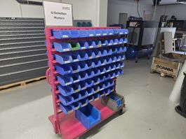 Werkstattwagen mit Sichtlagerboxen pink gebraucht