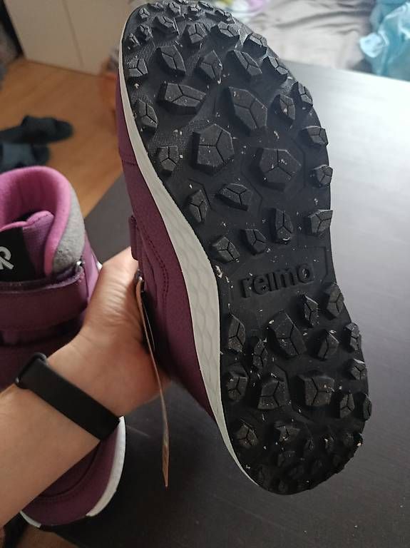 Scarpe per ragazze: Schuhe. Ungetragt . Gr. 35 – Usato da Lufingen venduto da gut_7fs6 2