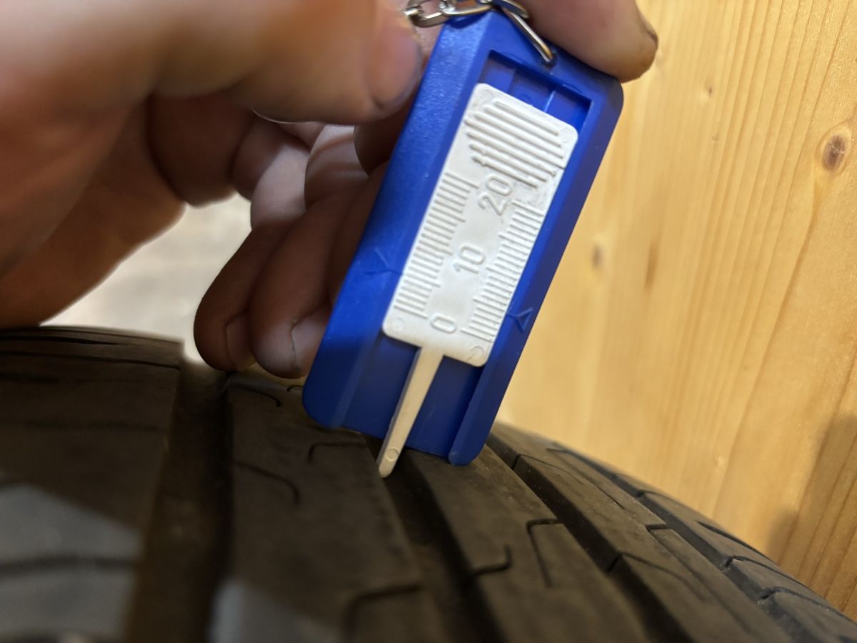 Mercedes-Benz Pneumatici & Ruote complete: Mercedes A-Klasse Sommerrad – Usato da Bretzwil venduto da Mygarage4147 4