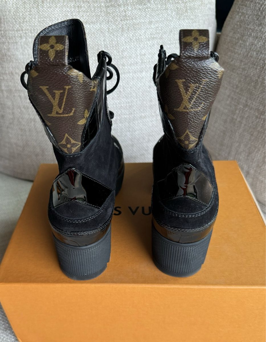 Louis Vuitton Scarpe da donna: Louis Vuitton Laureate Desert Boots T40 – Nuovo (secondo la descrizione) da Villars-sur-Glâne venduto da Sunshine-8