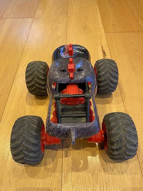 Carrera Giocattoli: RC Carerra Dino Car Nr.2 – Usato da Niederbüren venduto da canadace 1