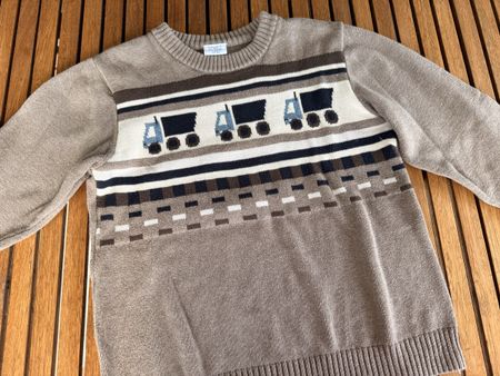 Pullover in Grösse 128