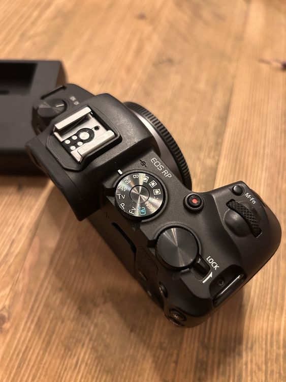 Canon EOS RP Systemkamera + Zubehör - Top Zustand! (Gebraucht) in ...