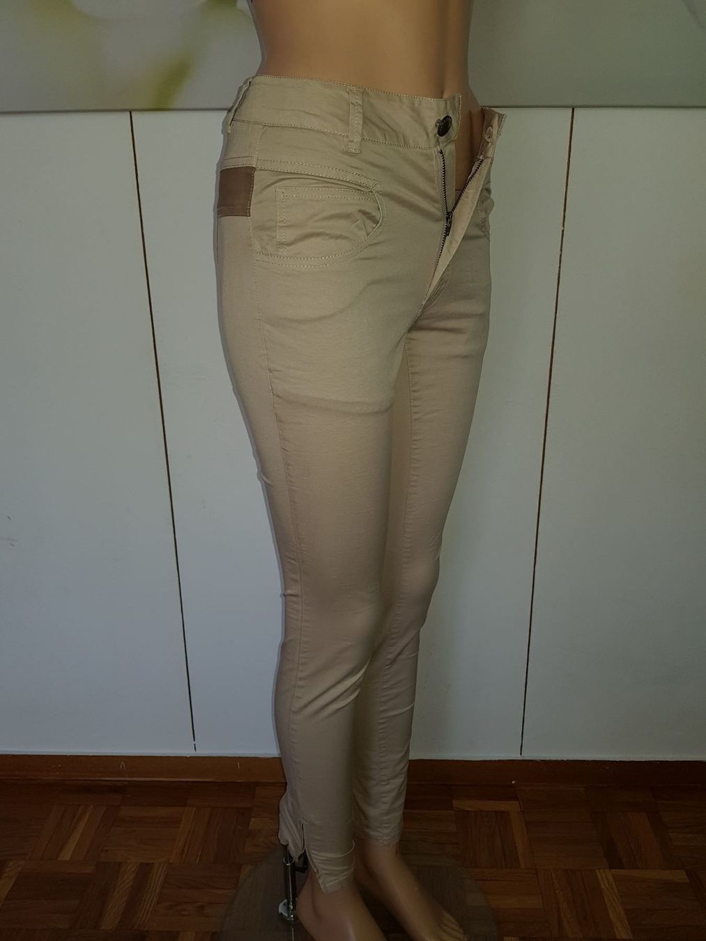 Pantaloni: PLUS FINE Pantalon / Hose taille / Grosse W 26 – Usato da Cossonay-ville venduto da Super-Price-Quality 2