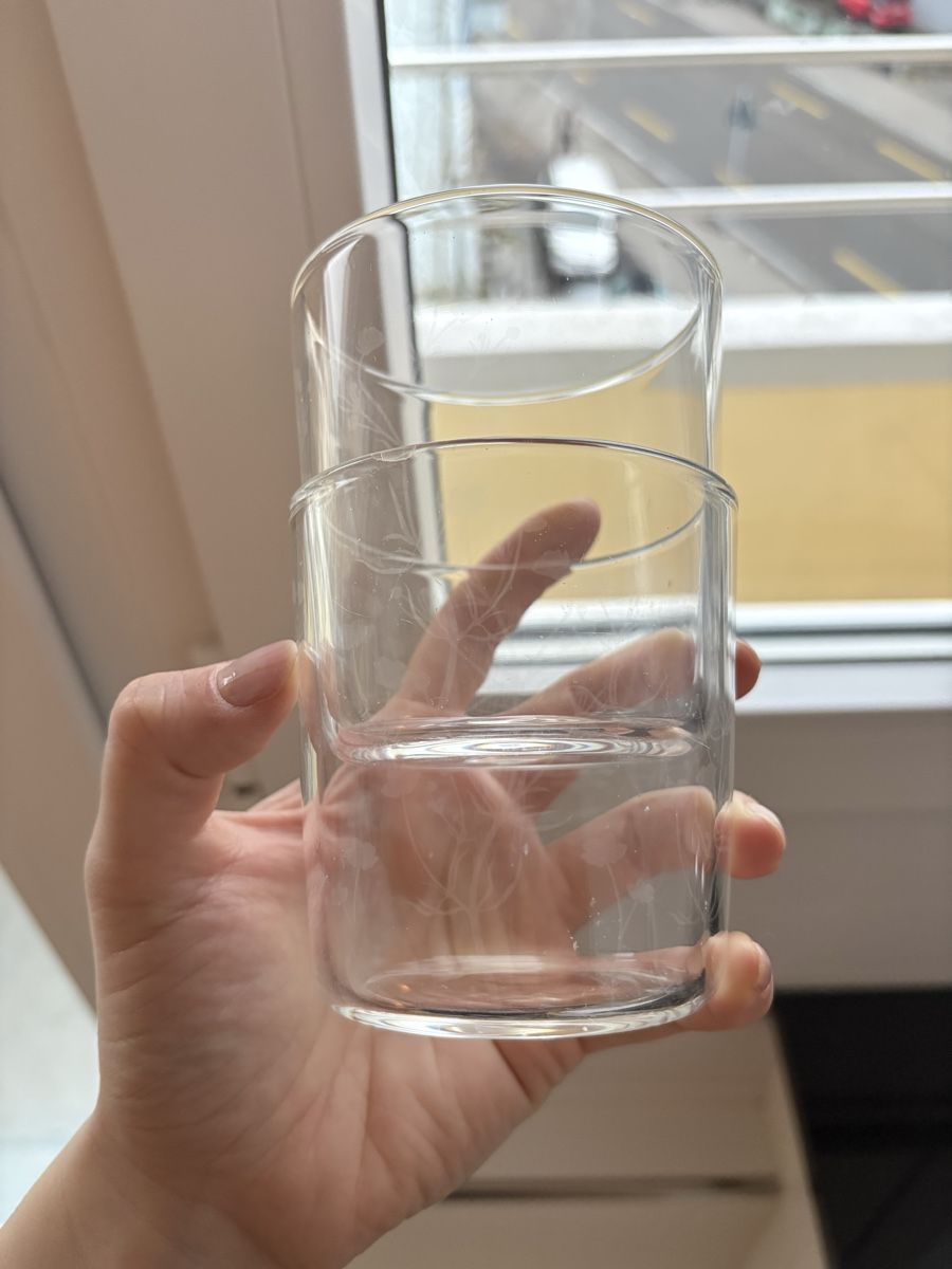 Bicchieri: 2 schlichte Gläser mit feinem Blumenmuster – Usato da Zürich venduto da chloe26