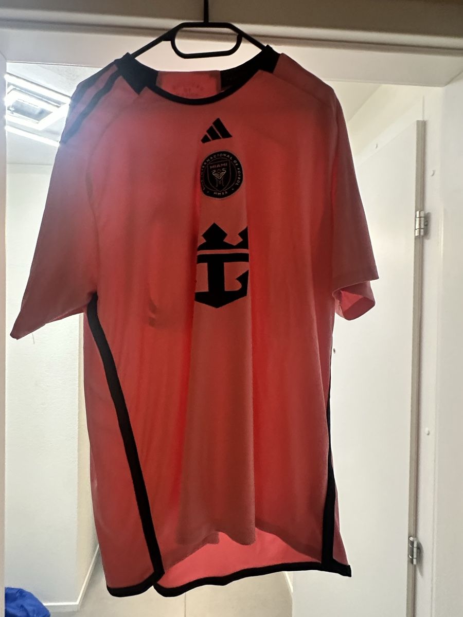 Adidas Canottiere & Pantaloni: Maillot Miami Messi XL – Nuovo (secondo la descrizione) da Grancy venduto da arn_lmj6
