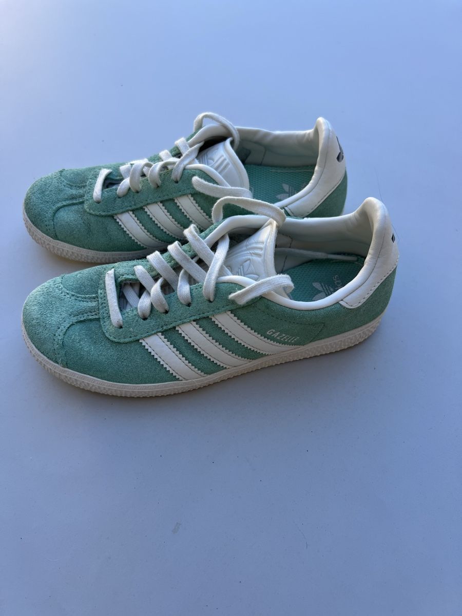 Adidas Scarpe da uomo: Adidas Gazelle Gr. 34 – Usato da Heiligkreuz (Mels) venduto da fodo