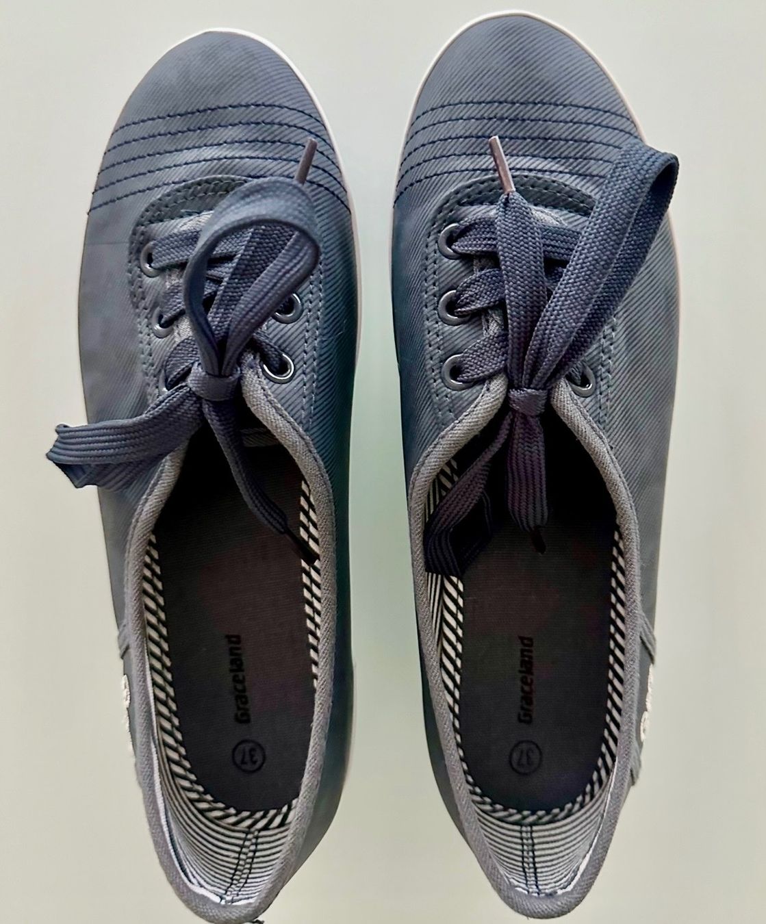 Scarpe da donna: Damen Sneaker Grösse 37 NEU! – Nuovo (secondo la descrizione) da Abtwil SG venduto da sinsky_ 2
