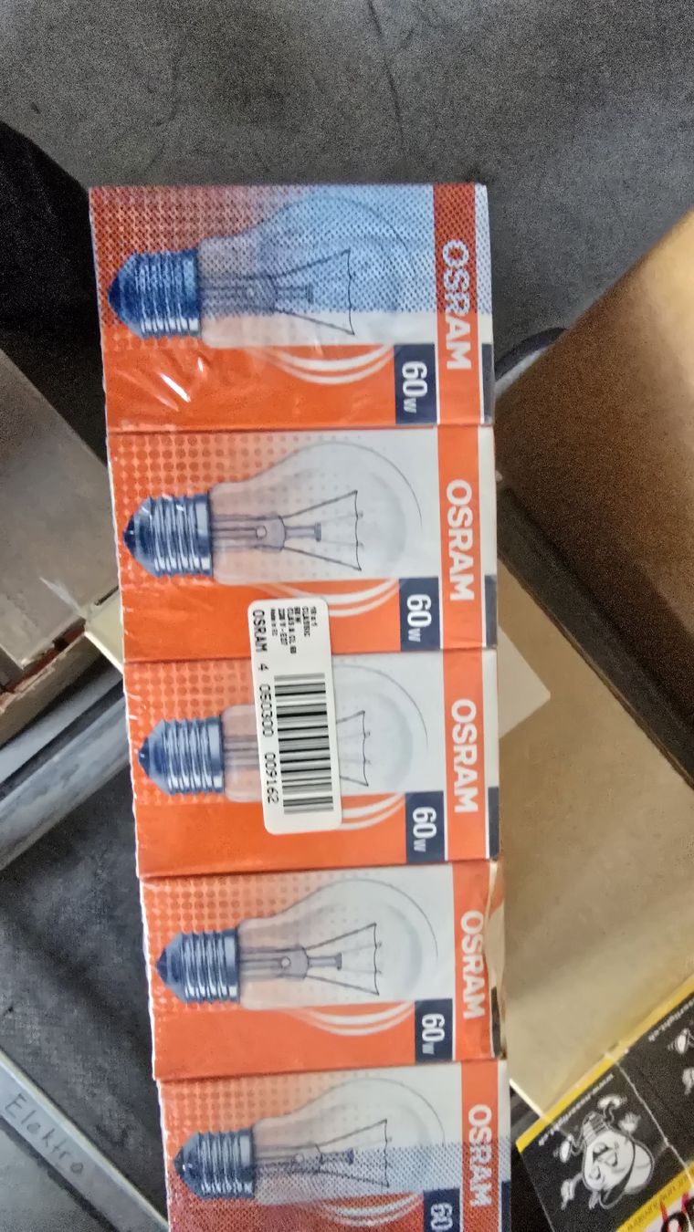 Lampade: Lampadine 60 100 w 20 pezzi totali – Nuovo e nell'imballaggio originale da Susten venduto da and_8blr