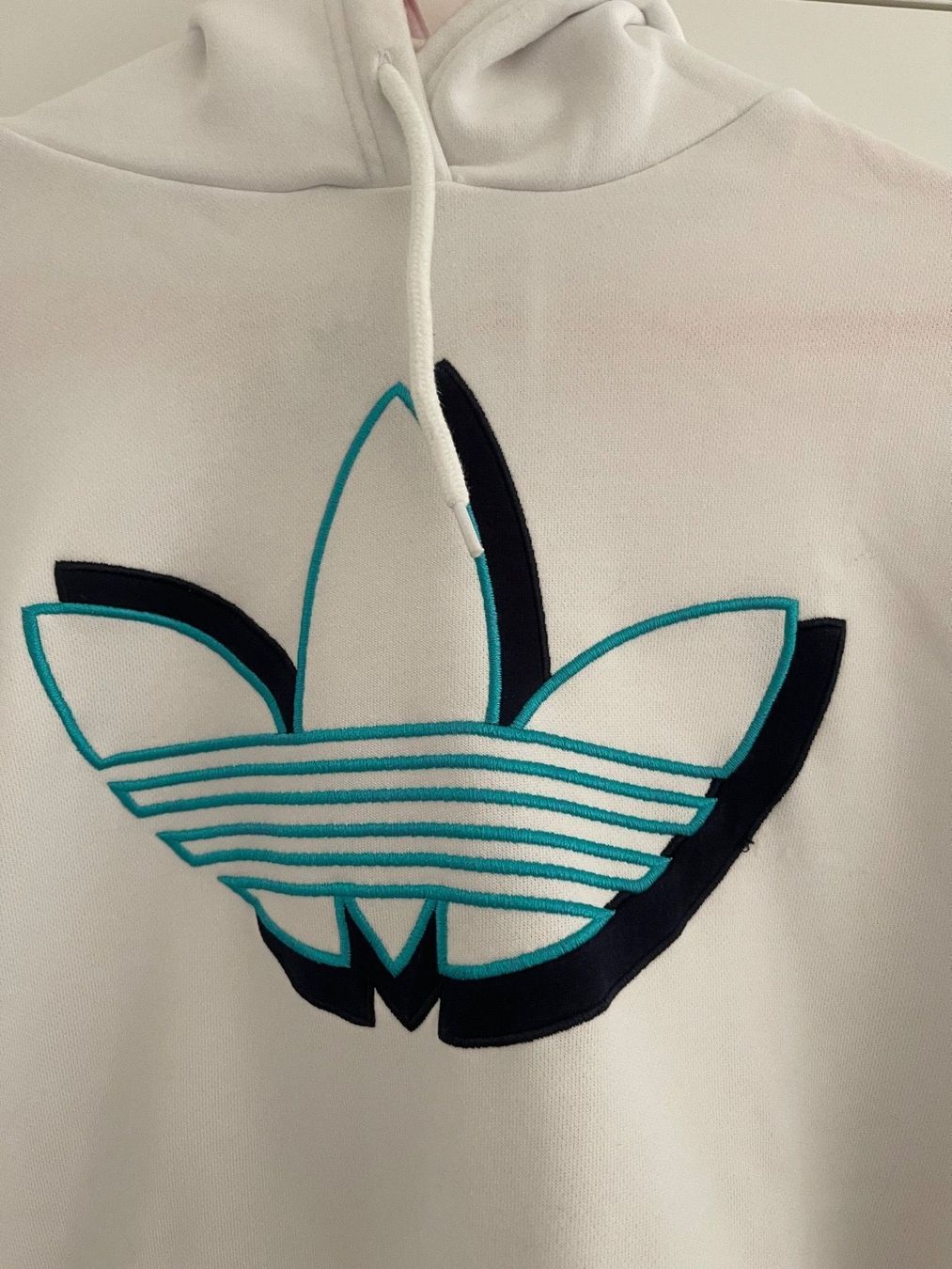 Adidas Maglioni & Felpe: Adidas Hoodie – Nuovo (secondo la descrizione) da Staufen venduto da GiuliettaD 3