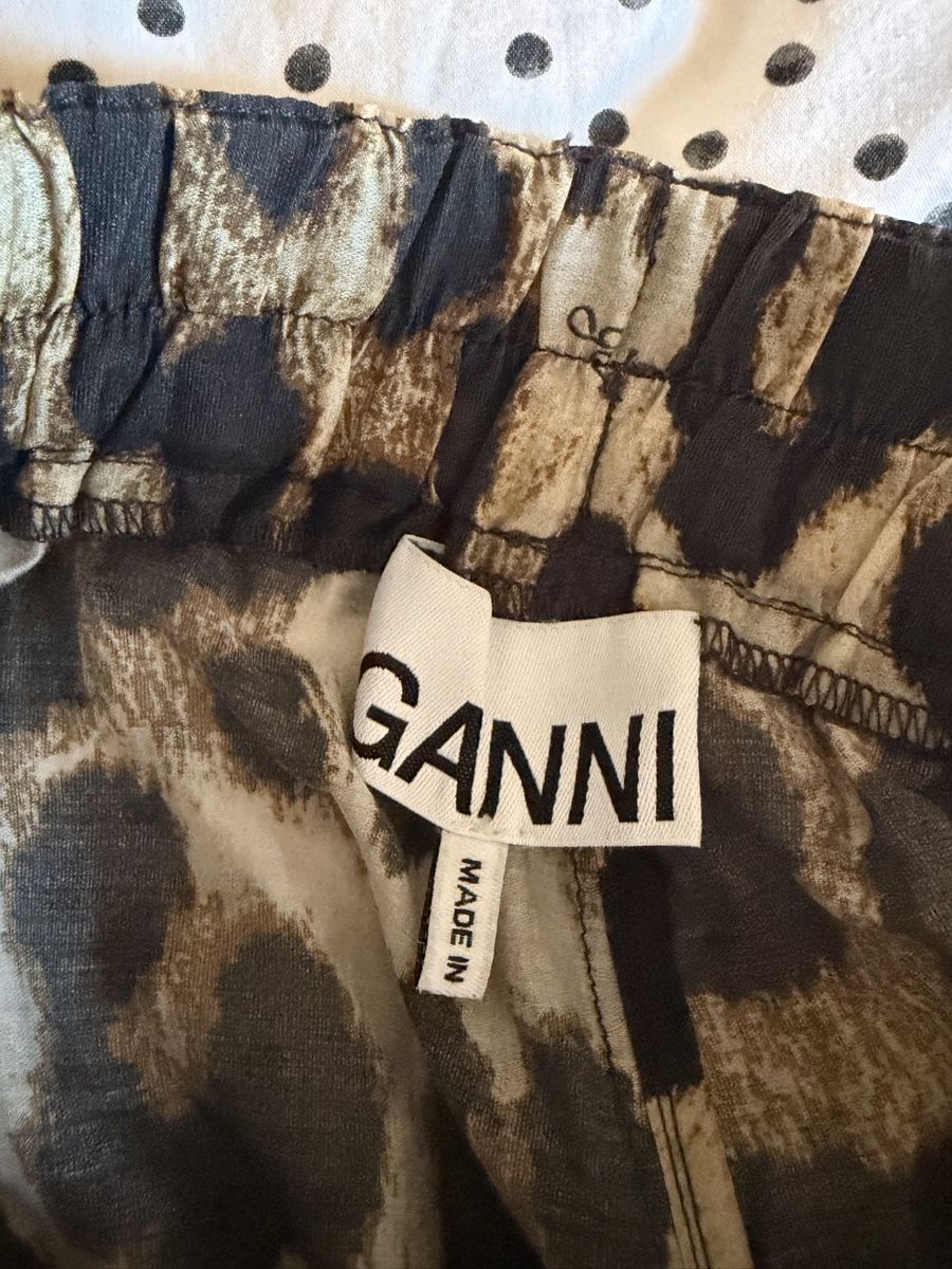Ganni Pantalons: Ganni Shorts 34 – Neuf (Voir description) à Zürich par supereme 4