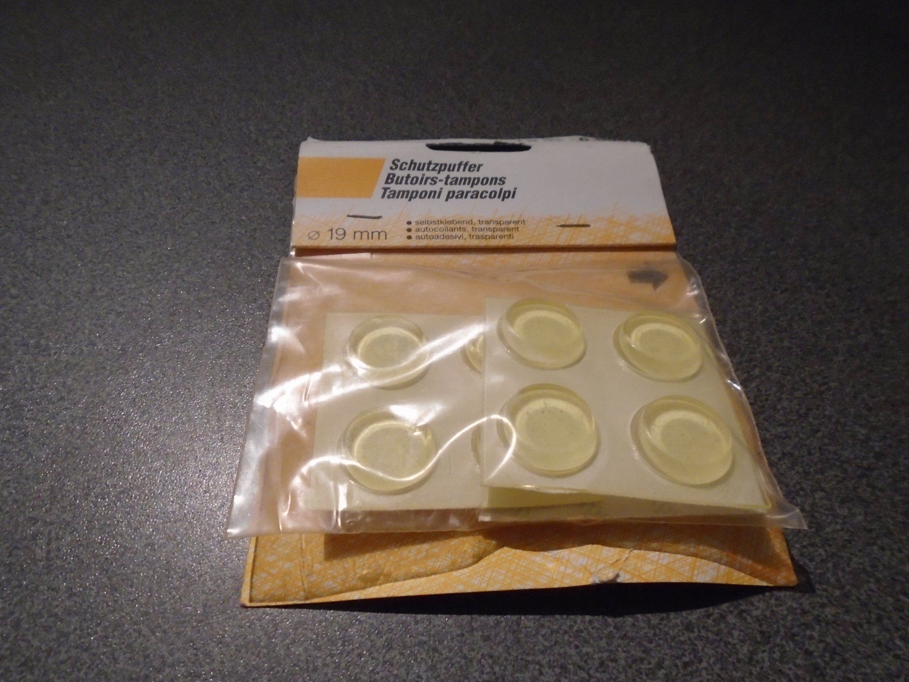 Aufkleber: Schutzpuffer 12 Stück, Durchmesser ca. 19 mm, transparent – Neu und originalverpackt aus Zürich von Motzkuh