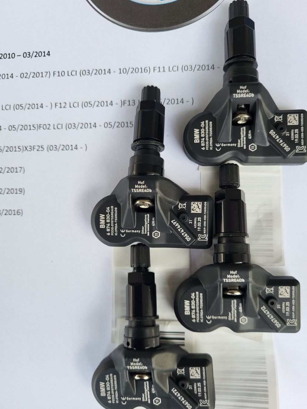 BMW Tutti pezzi di ricambio auto: BMW Reifendrucksensor X4 F26 X1 E84 LCI – Nuovo e nell'imballaggio originale da Wauwil venduto da Reifendrucksensoren 1