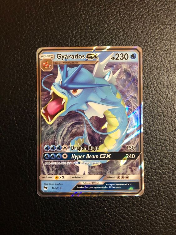 Ultra Rare 16/68 Gyarados GX Pokémon TCG Card - Water Type
