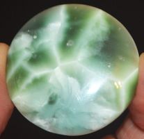 Cabochon L-7788 – Hemimorphit 40x40x7 mm 91,80 Karat