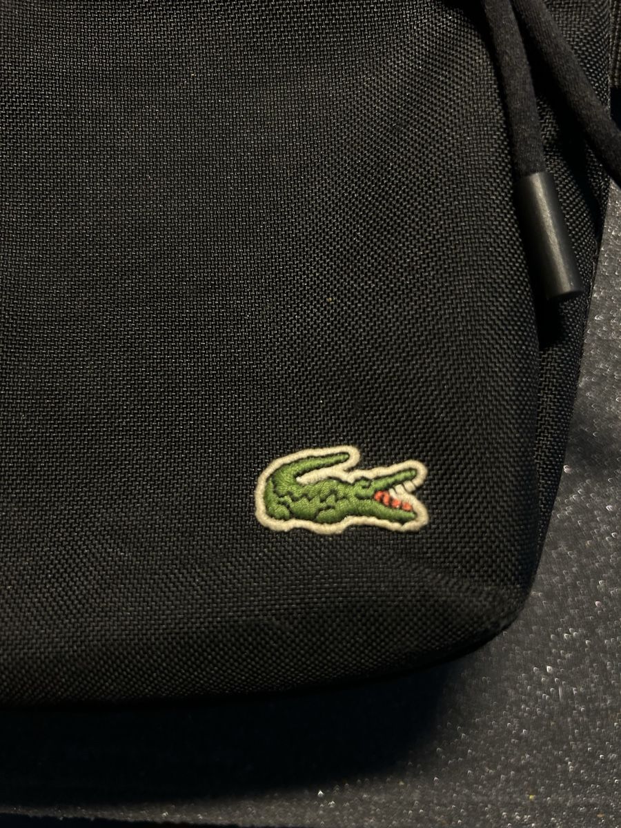Lacoste Borse: Lacoste Umhängetasche – Usato da Zürich venduto da ene_r7gp 1