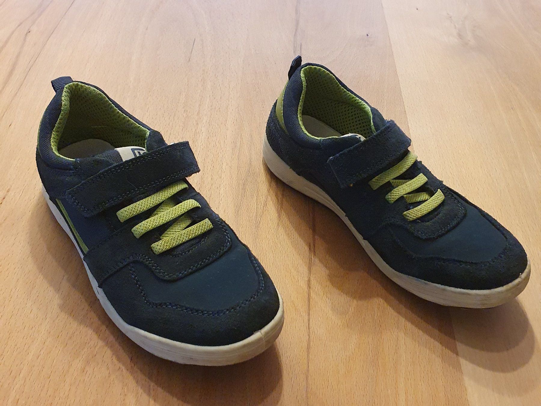 Scarpe per ragazzi: Halbschuhe, blau, Gr. 35 – Usato da Bilten venduto da pelanov 1