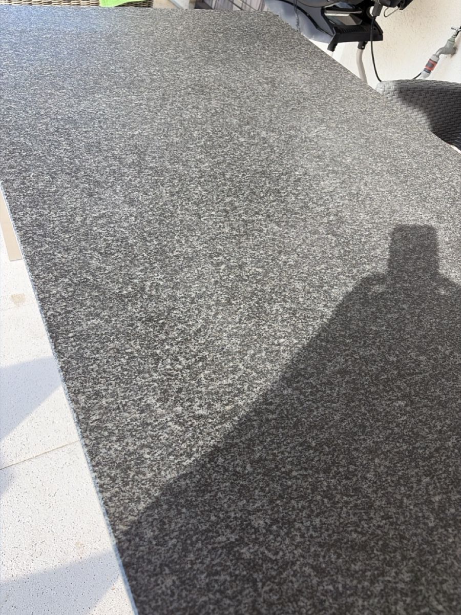 Tische: Gartentisch Granit – Gebraucht aus Freidorf TG von ibipatria 2