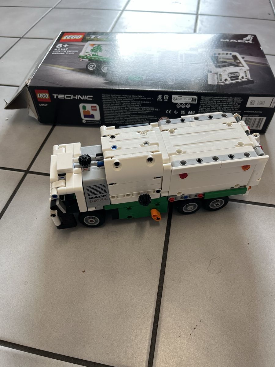 Lego Spielzeuge: Lego Technik Müllwagen – Gebraucht aus Igis von Verab1 5