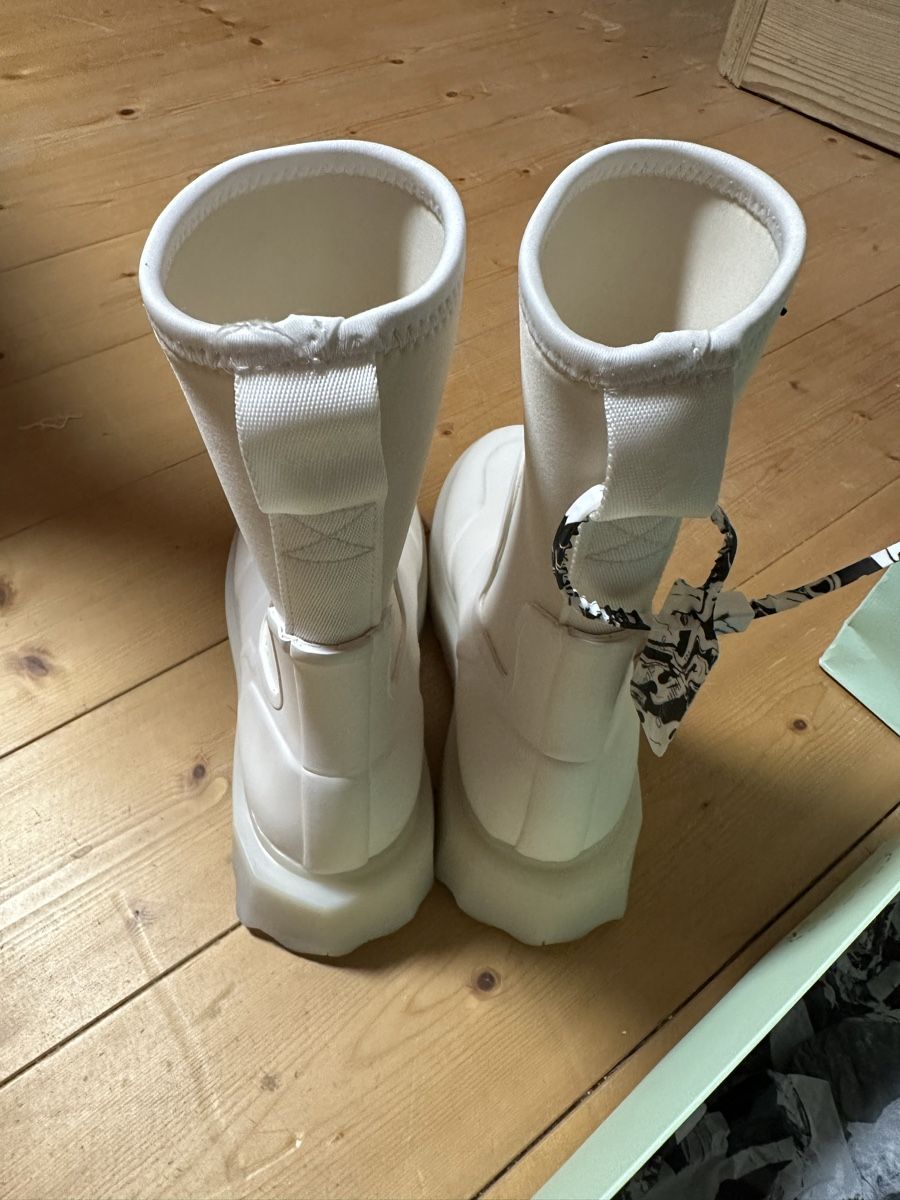 Off-White Scarpe da donna: OFF-WHITE Designer Stiefel Boots weiss Gr.36/37 – Nuovo (secondo la descrizione) da Lengnau AG venduto da Doubledoor 4