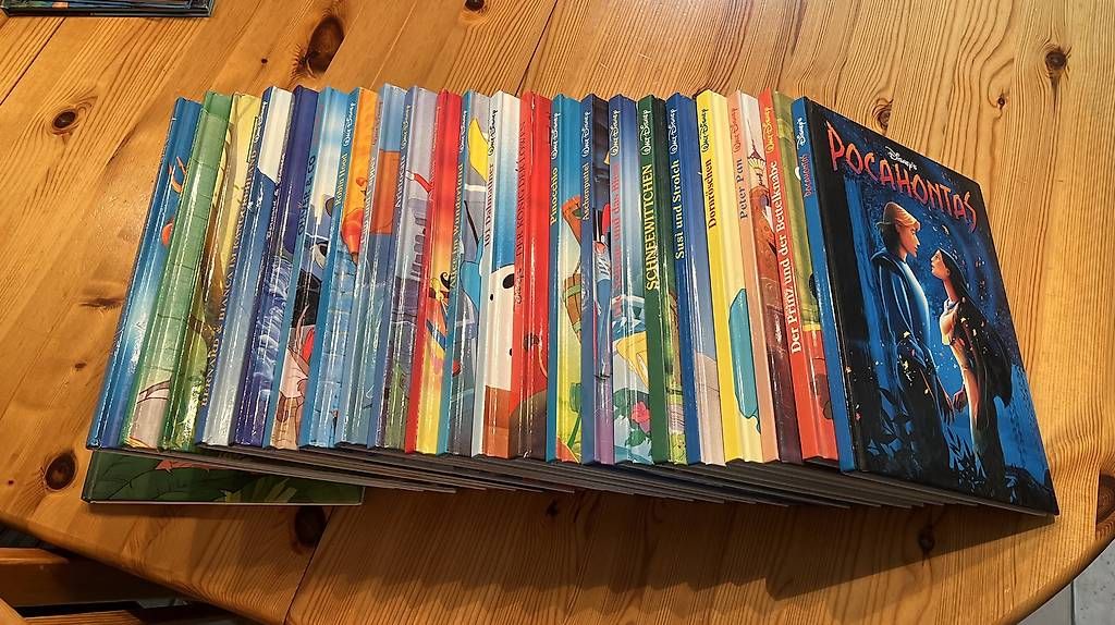 Bücher: Bücher Buch Walt Disney Serie Bücher – Gebraucht aus Itingen von Haefi