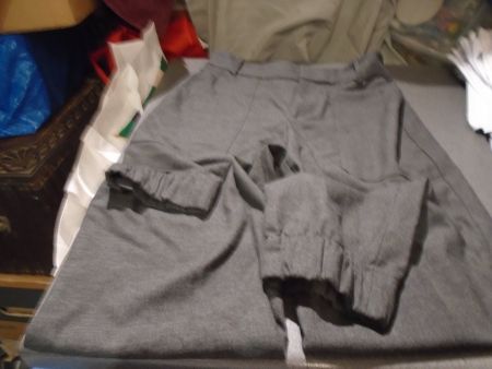 Hose Grösse 34, Zara, grau