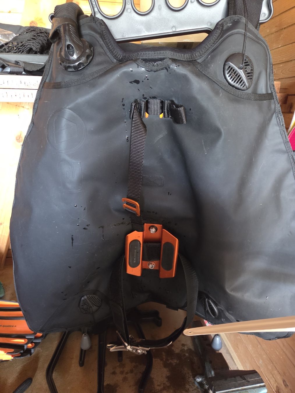 Gilets de sauvetage: Apeks Exotec Jacket – D'occasion à Reutigen par Pogi2 1