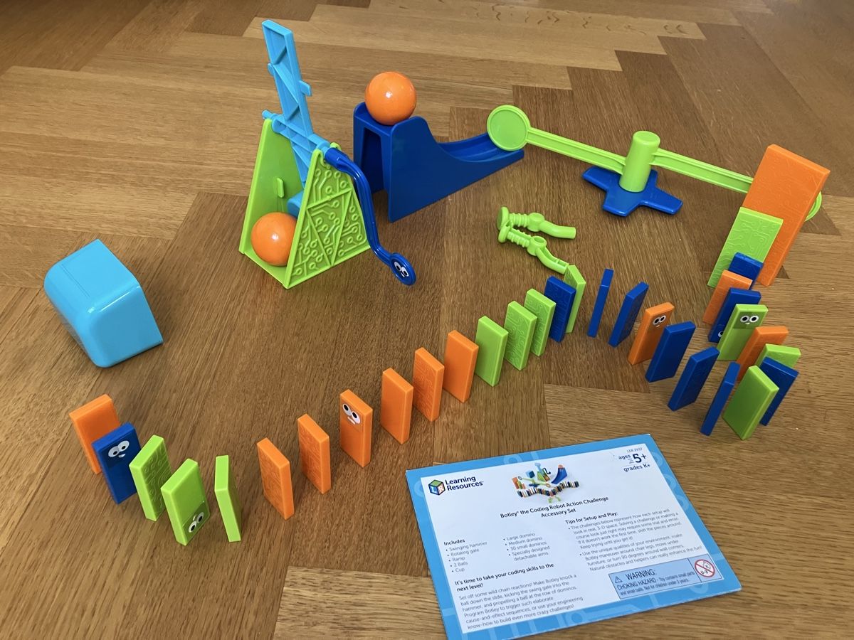 Spielzeuge: Botley the coding robot – Gebraucht aus Riehen von Grayje4 3