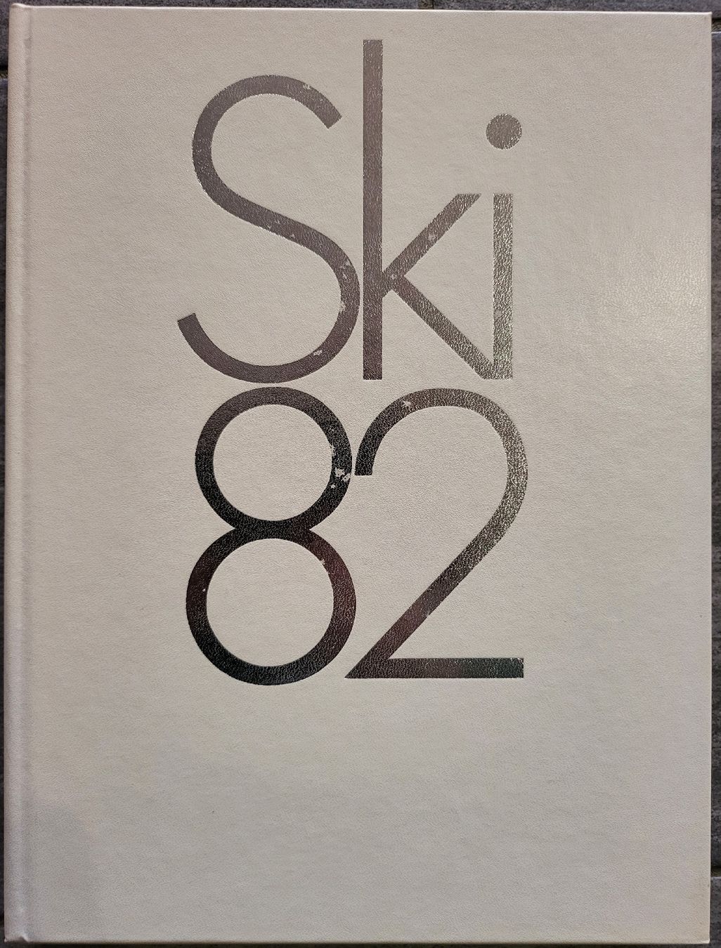 Bücher: Livre Ski 82 – Gebraucht aus St-Imier von Florijun