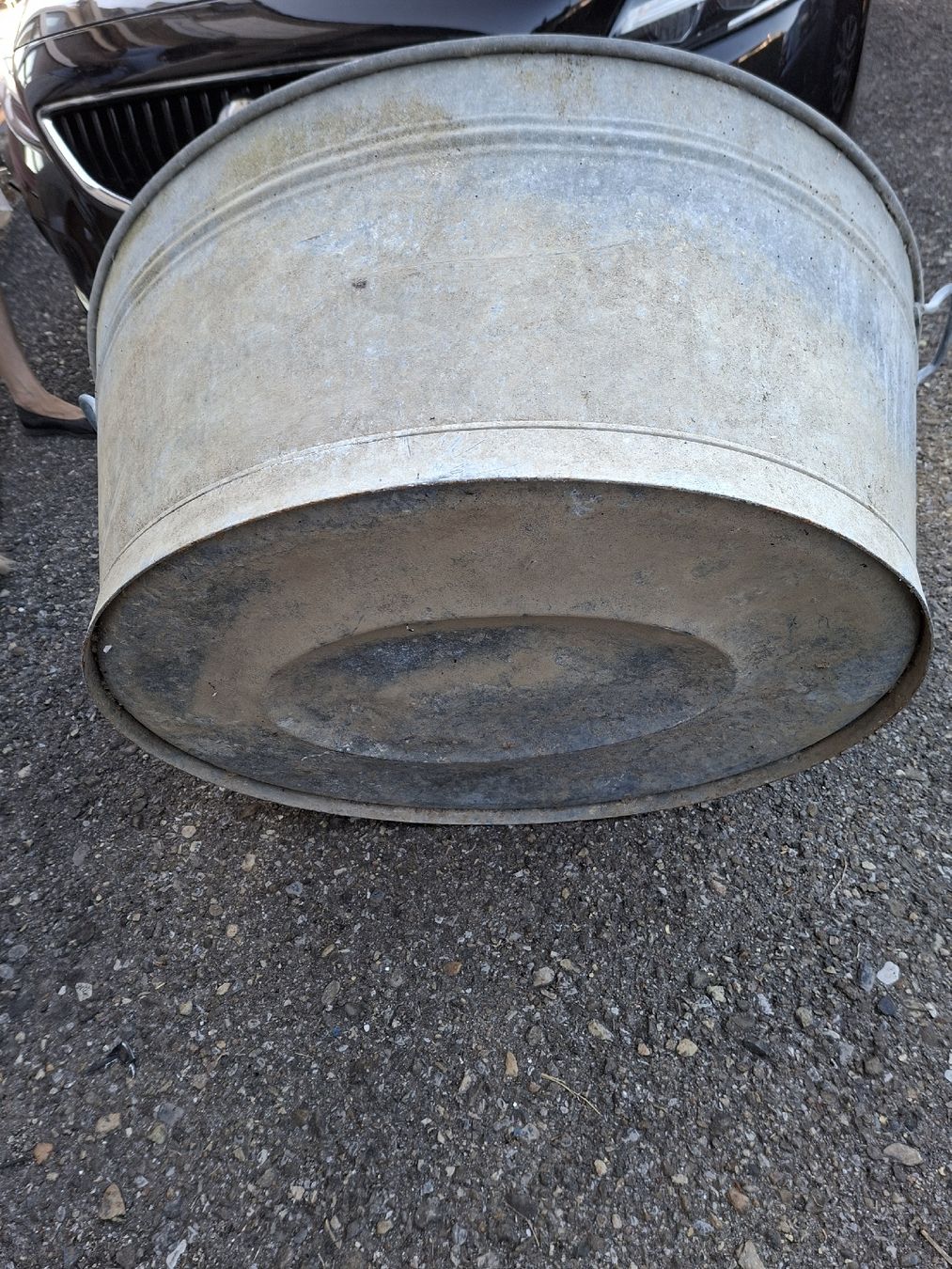 Autres décorations pour le jardin: Zinkwanne / Zuber oval extra Gross - dicht – D'occasion à Erlach par silvia3235 5