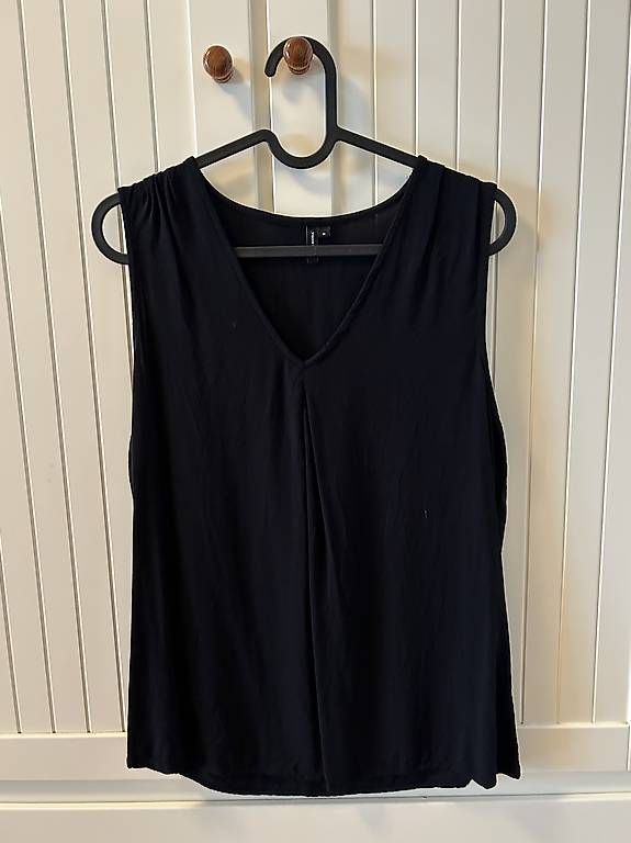 Vero Moda Tops: Top Vero Moda (M) – D'occasion à Basel par stb_27