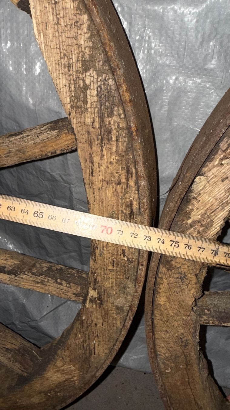 Tutte le decorazioni: Holz Wagenräder – Usato da Wald ZH venduto da Walder8636 5