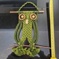 Für's Grosi: Eule Makramee, grün