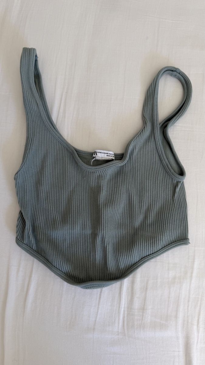 Zara Tops: Zara 6er Set Tops, Grösse XS/S – Gebraucht aus St. Gallen von Lxra145 9