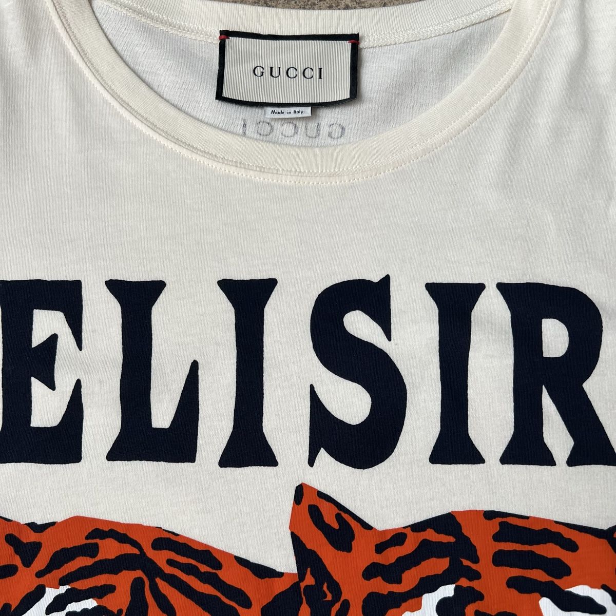 Gucci T-shirt: GUCCI Oversized T-Shirt 🤍 – Usato da Zürich venduto da ClosetQueen 9