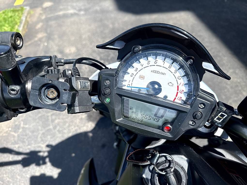 Strada: Kawasaki ER-6n (2014)  – Usato da Küssnacht am Rigi venduto da hirsch79 2