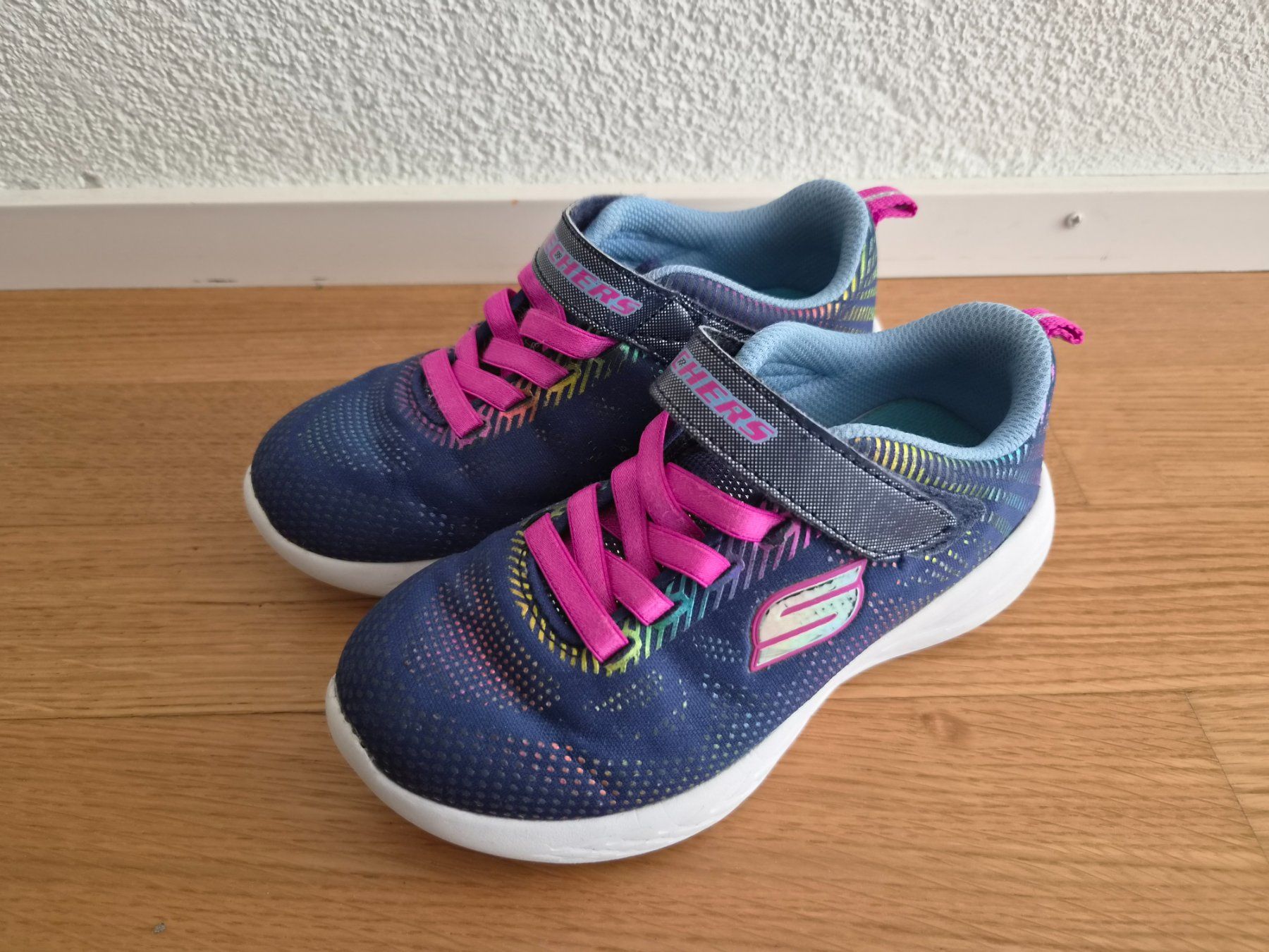Skechers Schuhe für Mädchen: Skechers Gr 30 – Gebraucht aus Zumikon von daryona 1