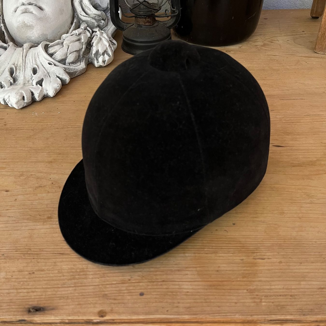 Caschi: Reithelm – Usato da Astano venduto da thriftshop42
