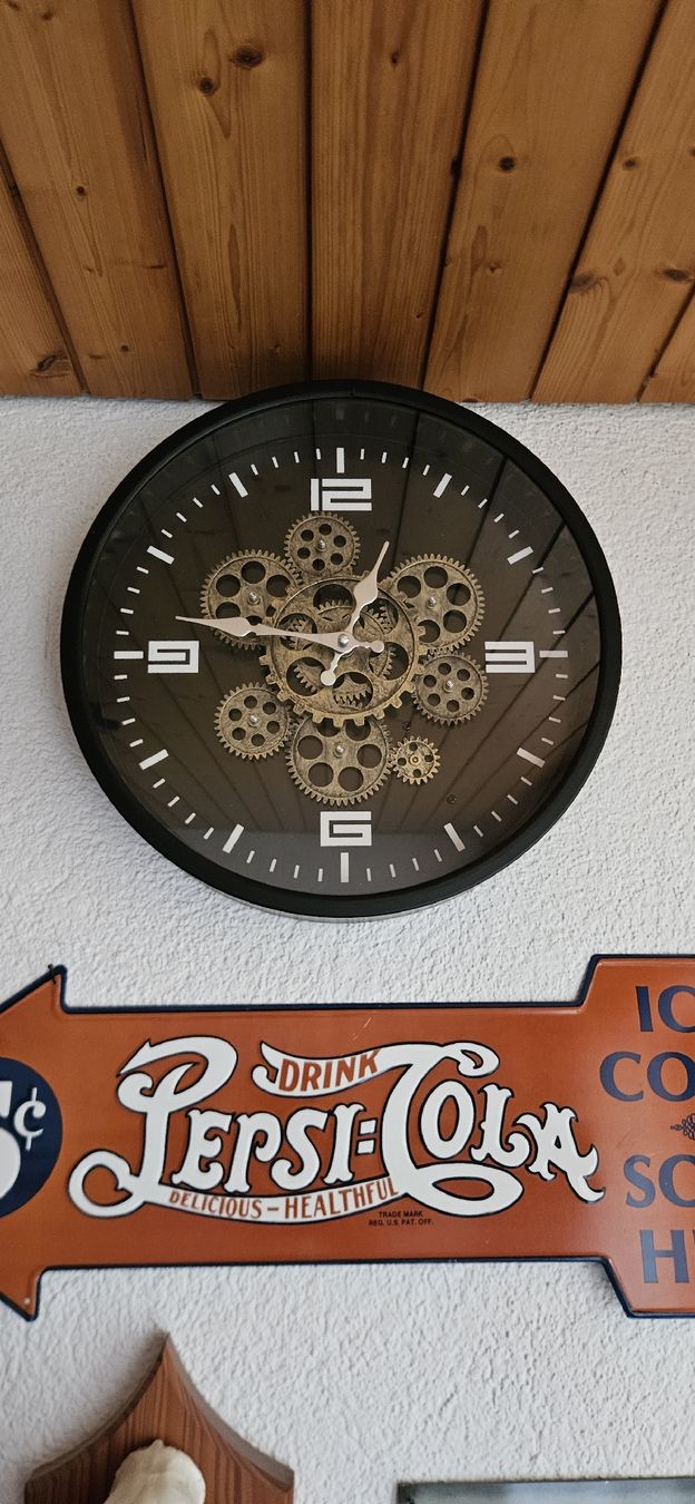 Uhren: Uhr/Wanduhr/Zeit – Gebraucht aus Gasel von jas_9vzt