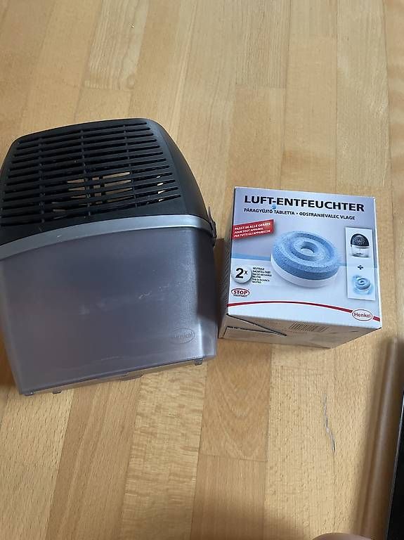 Déshumidificateurs: Déshumidificateur compact  – D'occasion à Treyvaux par Jujud