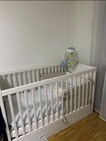 Sehr gut erhaltenes Kinderbett mit Schubladen von Ikea!