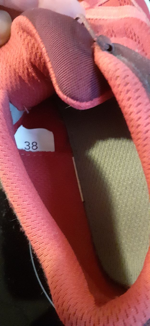 Scarpe da donna: Trekking-/Wanderschuhe Gr. 38 – Usato da Winterthur venduto da fabelwin 4