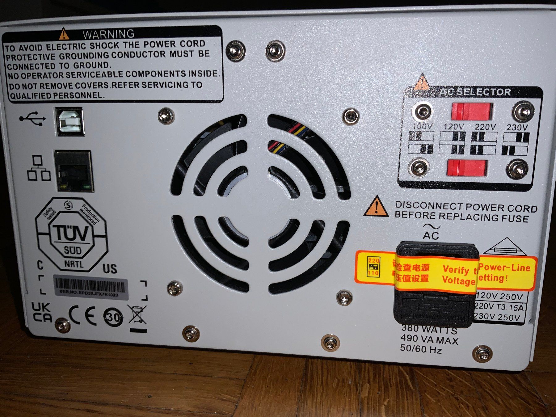 Elektrotechnik: Siglent SPD3303X-E Linear DC 3CH Programmable Power Supply – Neu (gemäss Beschreibung) aus Zürich von ese_lh7p 1