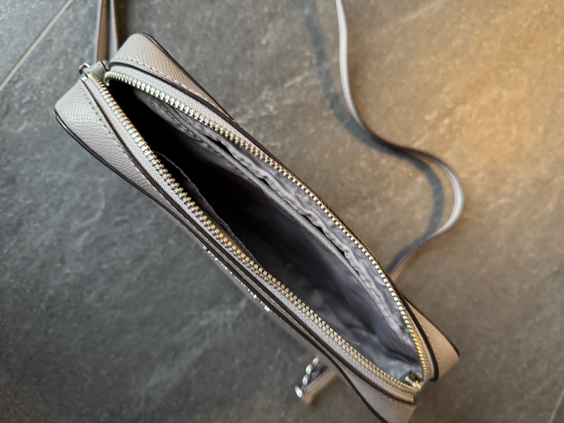 Michael Kors Borse da donna: Borsa Michael Kors in pelle – Usato da Brione Verzasca venduto da mpro_23 1