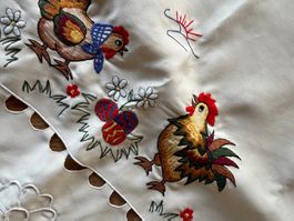 Neu Tischdecke Ostern mit Stickereien 84 x 84 cm