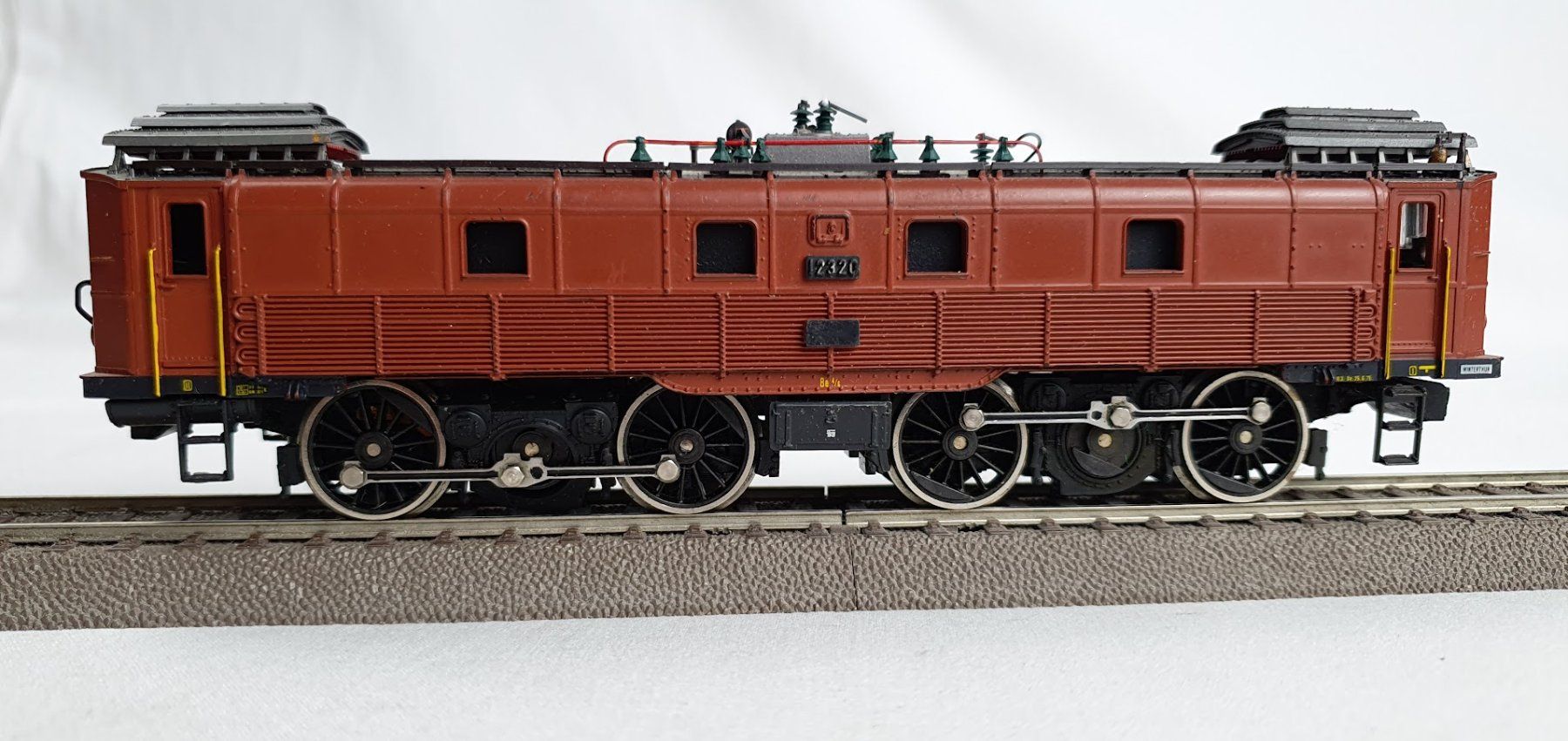 Roco Modelleisenbahnen: Roco 04191 SBB Be 4/6 H0/DC , Bastler – Defekt aus Seon von voAllBah