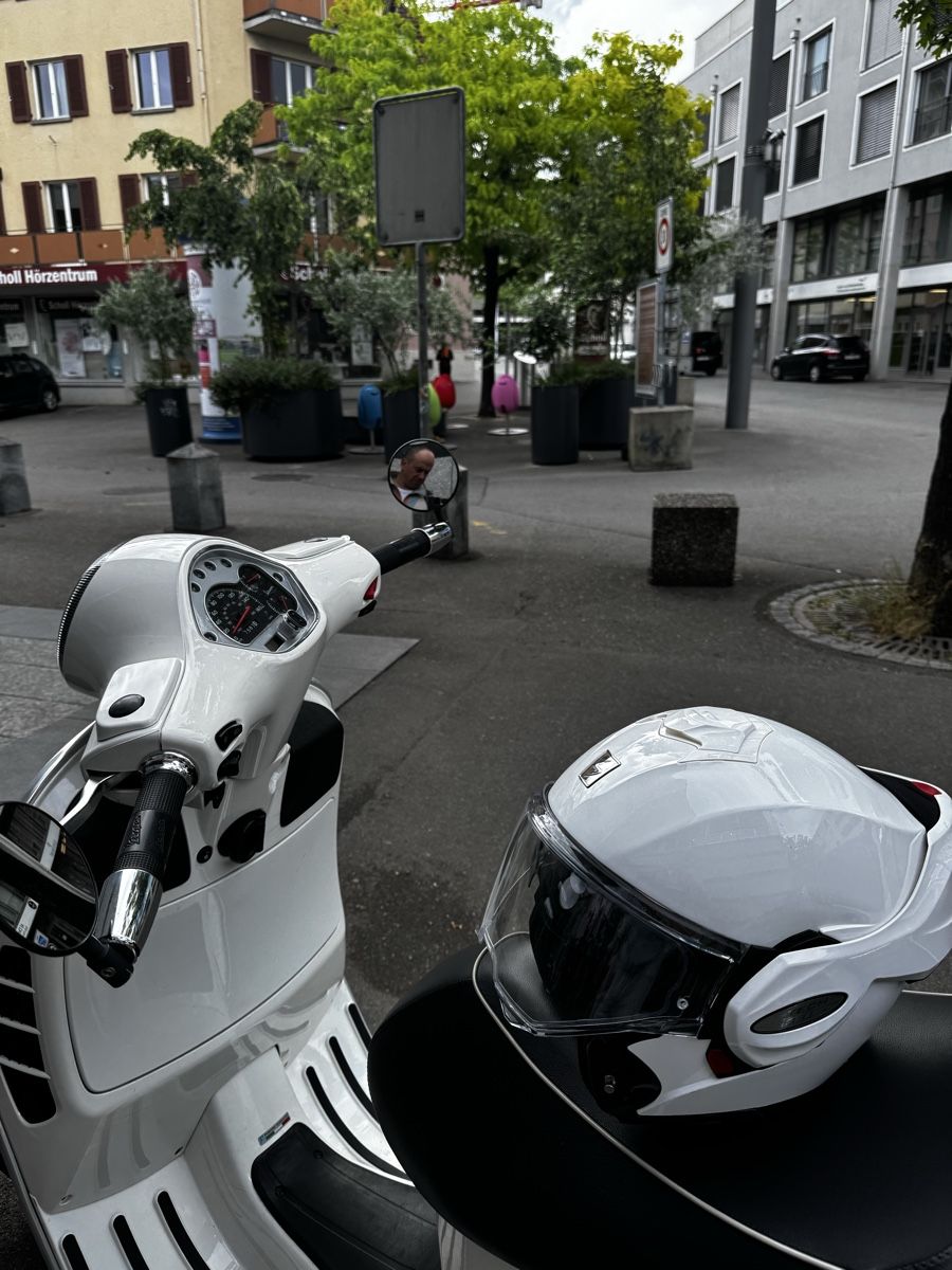 Piaggio Scooters: Vespa 125 GTS TOP!!!! – Gebraucht aus Kreuzlingen von eik_6cc8 1